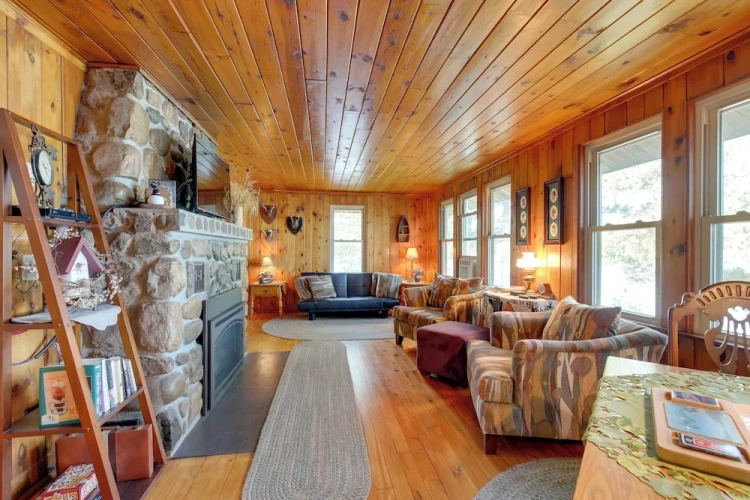 2 Bedrooms Cottage