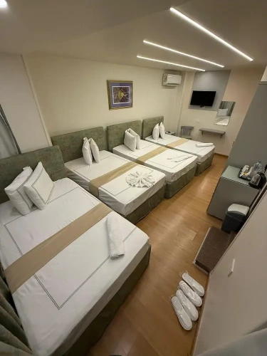 Deluxe Quadruple room