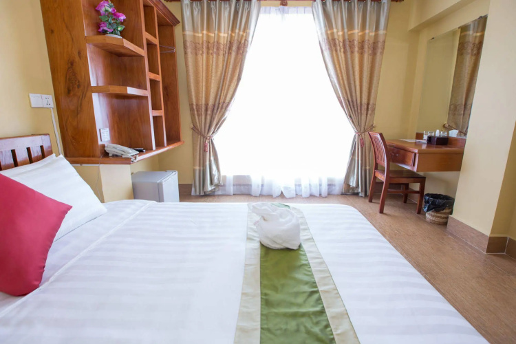 Precious House Guesthouse