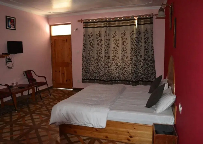 The Brooks, Manali