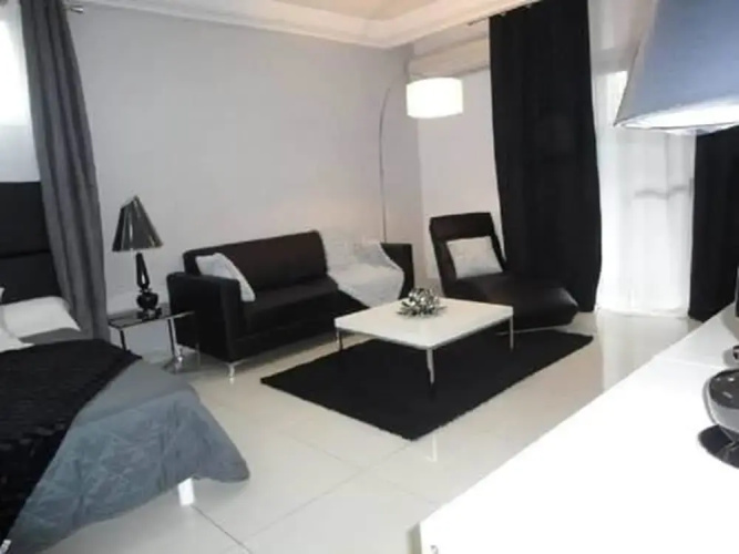 Villa French Luxe