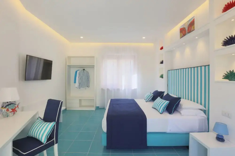 Blu Oltre Sorrento
