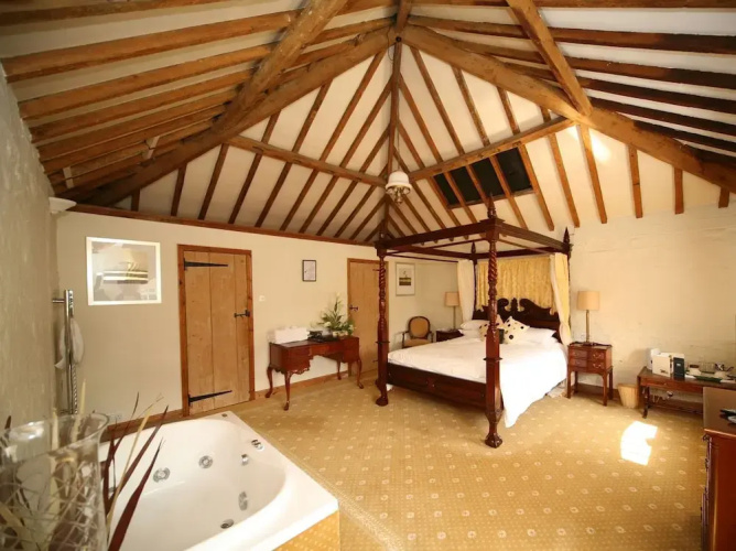 Caistor Hall Hotel