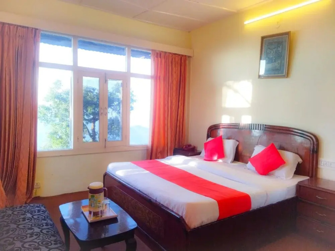 Hotel Surya Resort