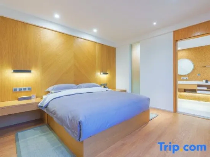 Standard Double room with view