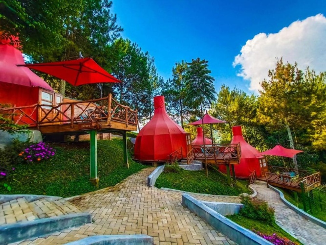 Villa with garden view