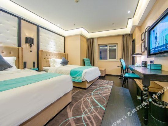 Double Suite