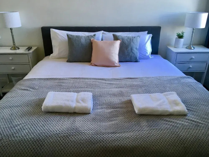 Healesville Garden Accommodation — The Grand Hotel