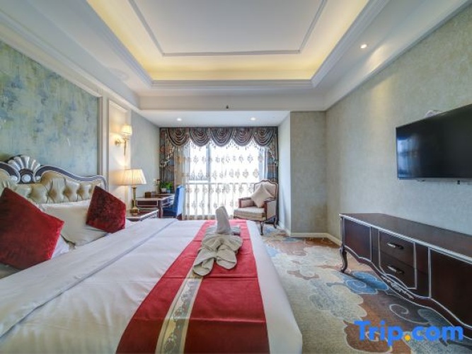 Superior Suite