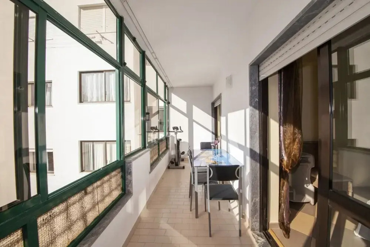 B17 - The Stunning Seaview Apartment