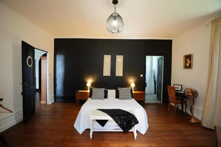 1 Bedroom Suite