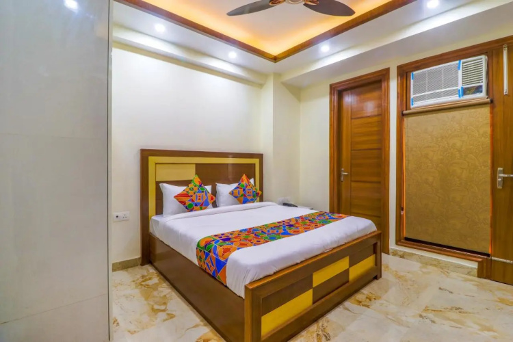 Fabhotel Star Corporate Suite