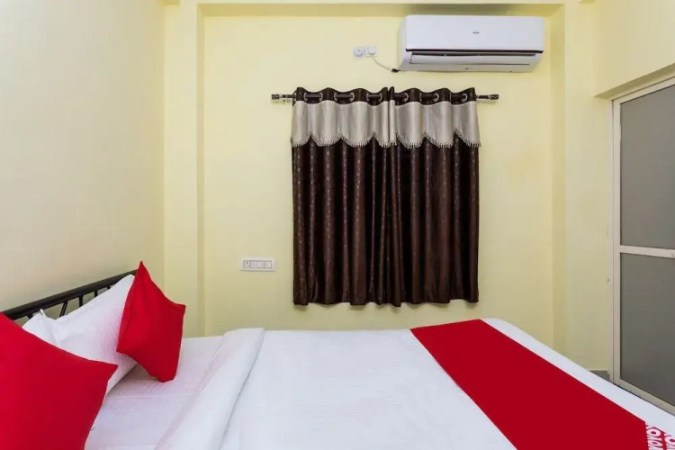 OYO 29831 Hotel Harihar