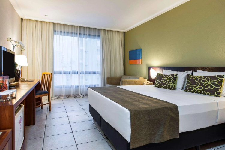 Comfort Suites Vitoria