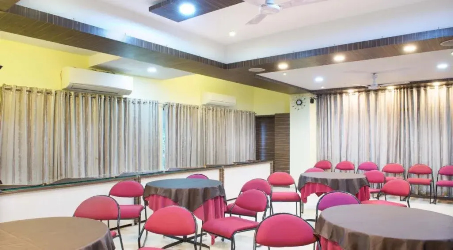 Treebo Trend Jog Centre
