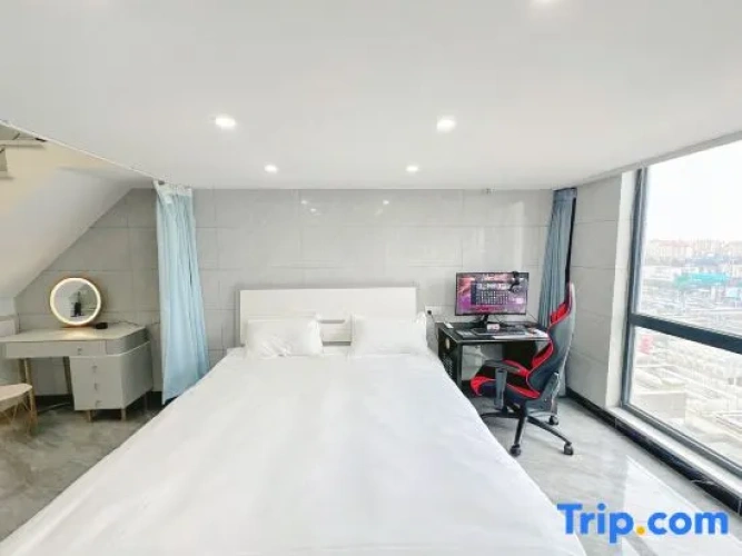 Triple Apartment