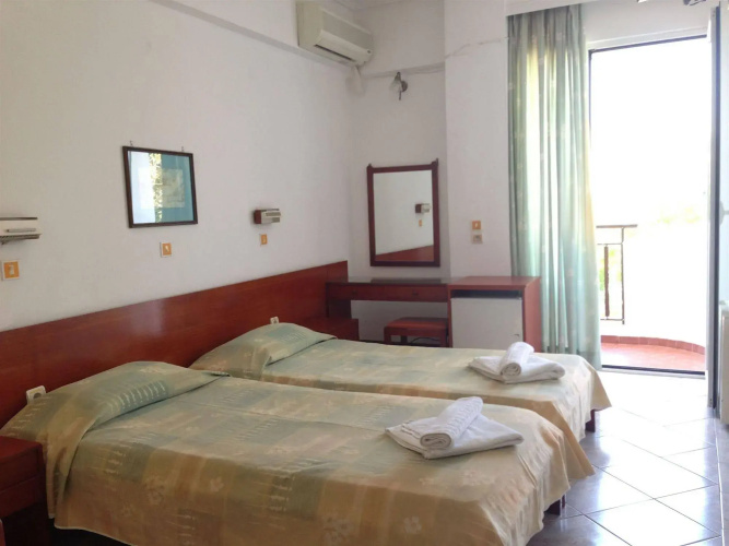 Captain's Hotel