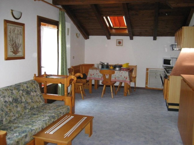 2 Bedrooms Duplex Apartment with balcony