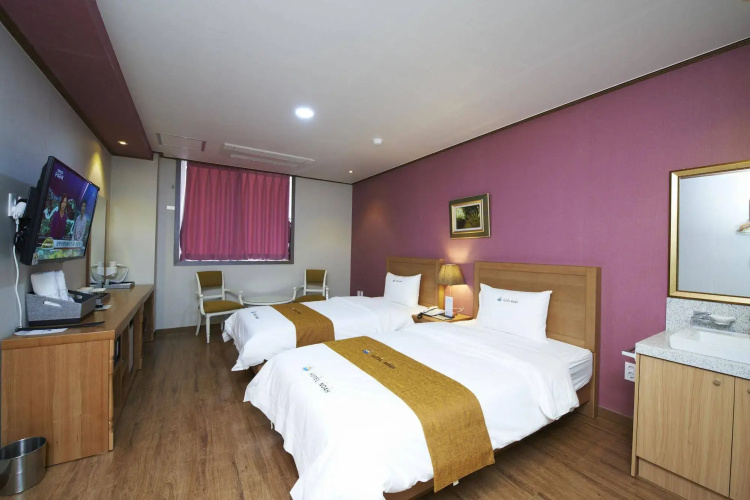 Hotel Noah