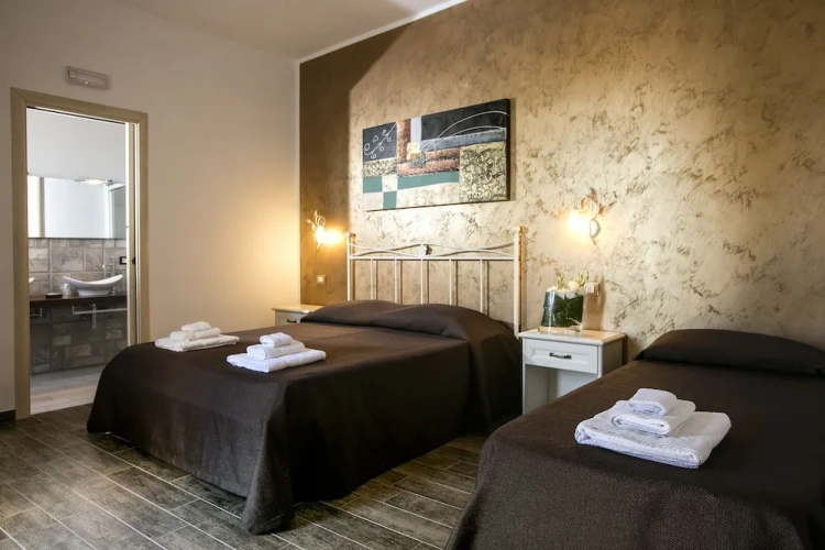 Deluxe Quadruple room