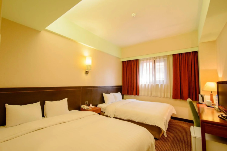 LA HOTEL Liuhe Fusing