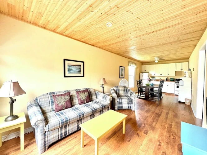 2 Bedrooms Double Cottage