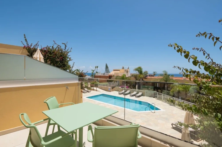 Family Apartment with balcony and with sea view