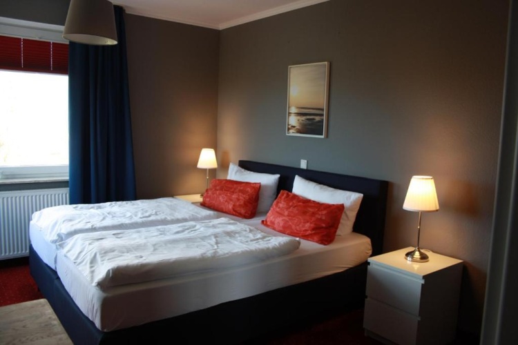 Standard Double room with lake view