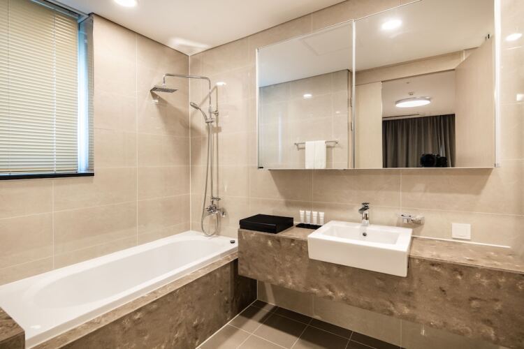 Golden Tulip Incheon Airport HotelOver view