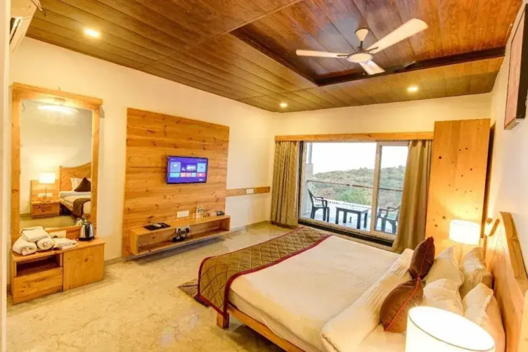 Royal Resort