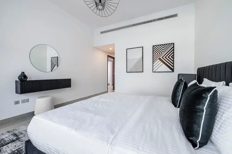 2BR City View Bay Square B13