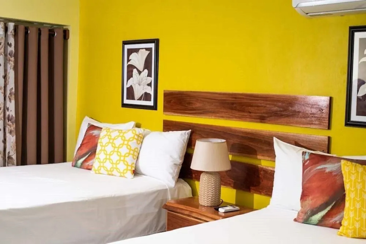 Airport Beach Hotel