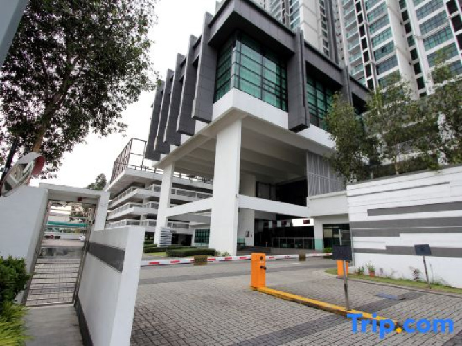 Sky Loft Premium Suites by P&J