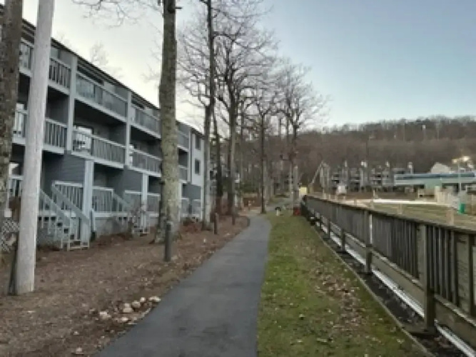 Condo Wintergreen pet Friendly Pool Access