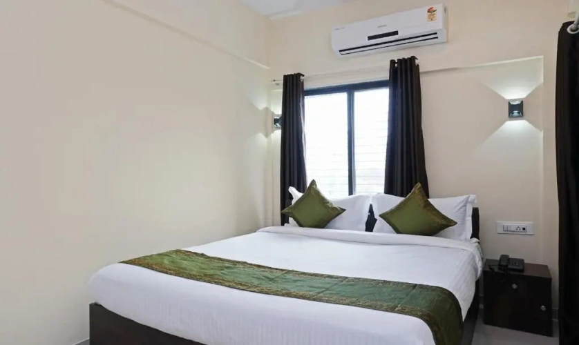 Deluxe Single room