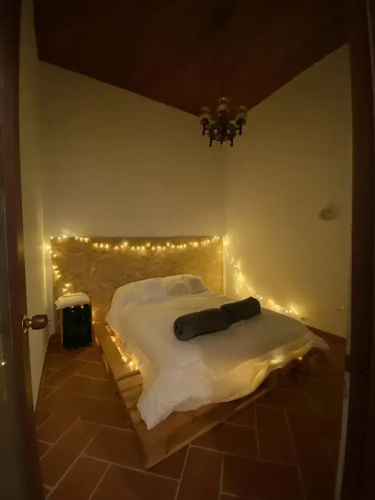 banana hostel