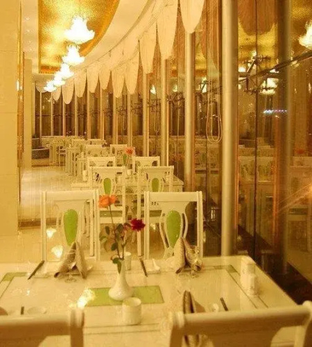 Longjiang Hongfu Hotel