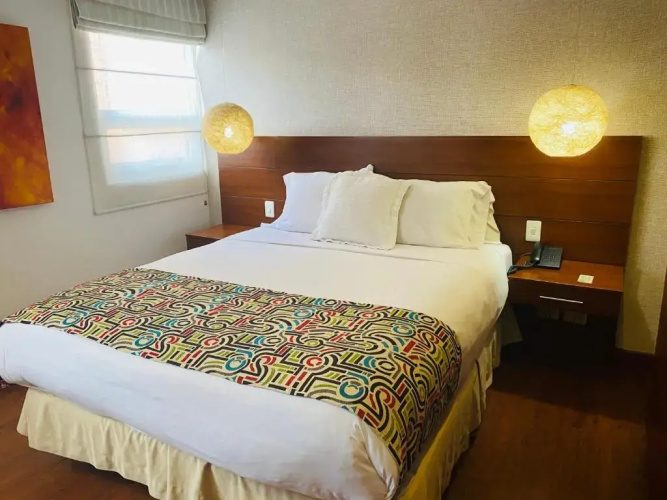 Hotel Retiro 84