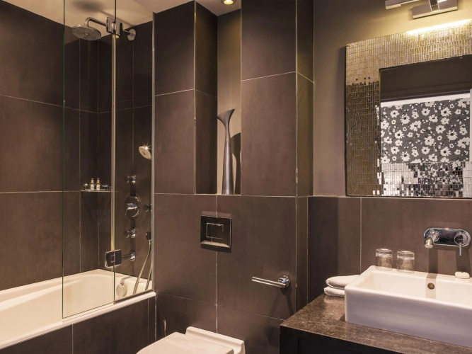 New Hotel Roblin photo 12