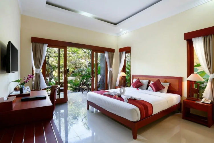 Vila Shanti Beach Hotel