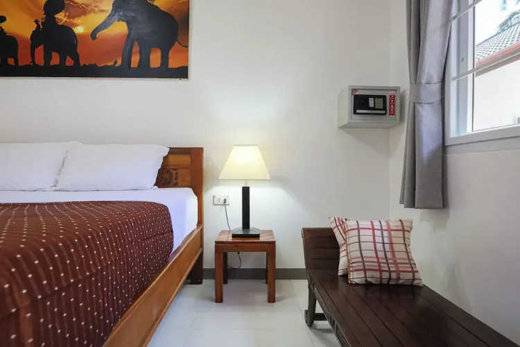 1BR Apt Poolside Near Yanui Beach V201