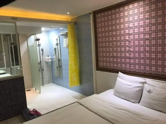 Yd 27 Hotel