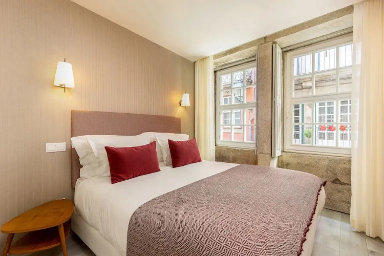 Pet-friendly Apartment in Oporto