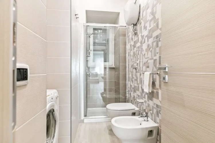 Grattacielo Ina Apartments