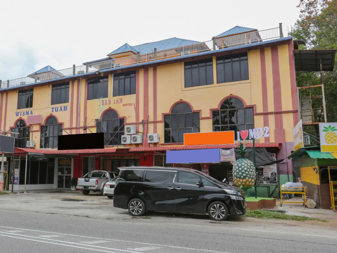 OYO 90174 Tuah Inn