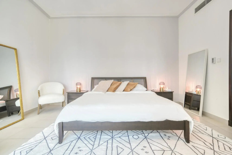 Attessa - 1405- DM in Dubai
