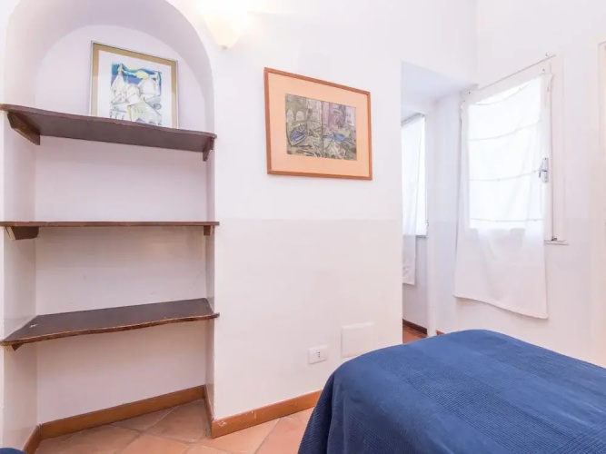 RSH Giulia Large Piazza Navona Apartment
