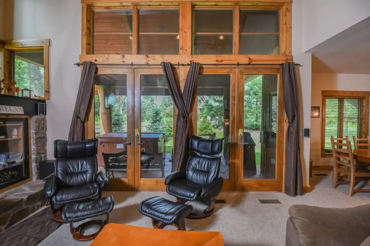 Ski Chalet 4 Bedroom Townhome