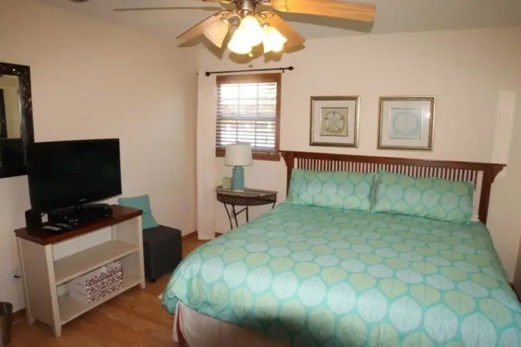 Blue Horizon 3 Bedroom Home by Redawning