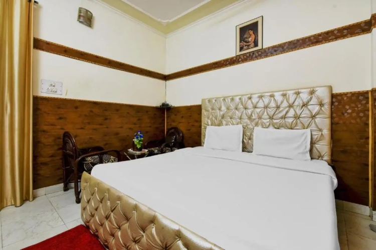 Classic Triple room